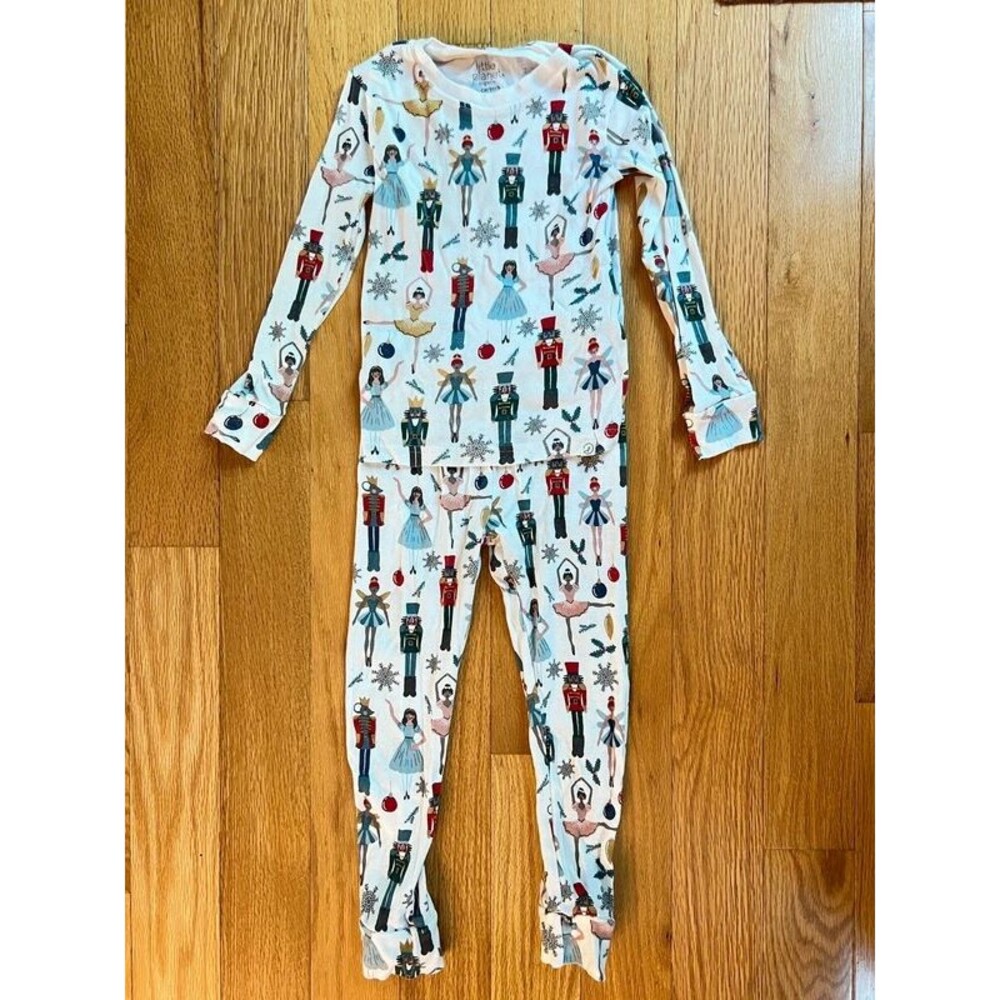 Little Planet by Carter’s Organic Cotton 2 Piece Pajama Christmas Nutcracker